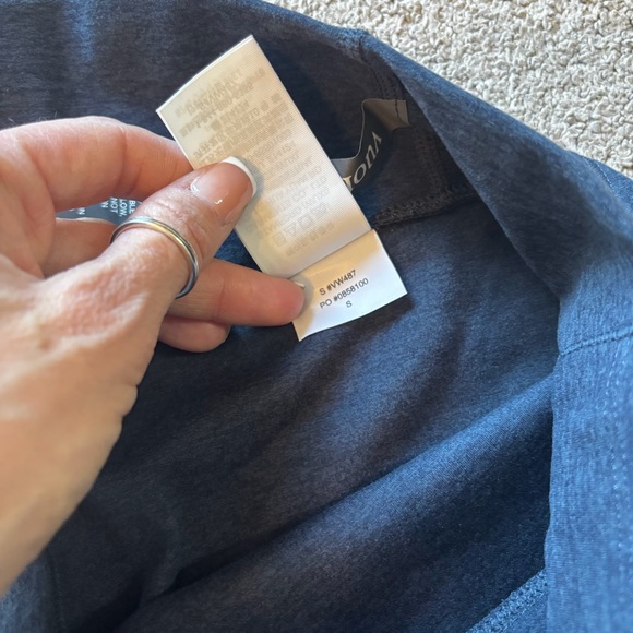 Vuori Mid Rise Elevation Slim Bootcut Pants in Midnight Heather -Like New - Picture 10 of 11
